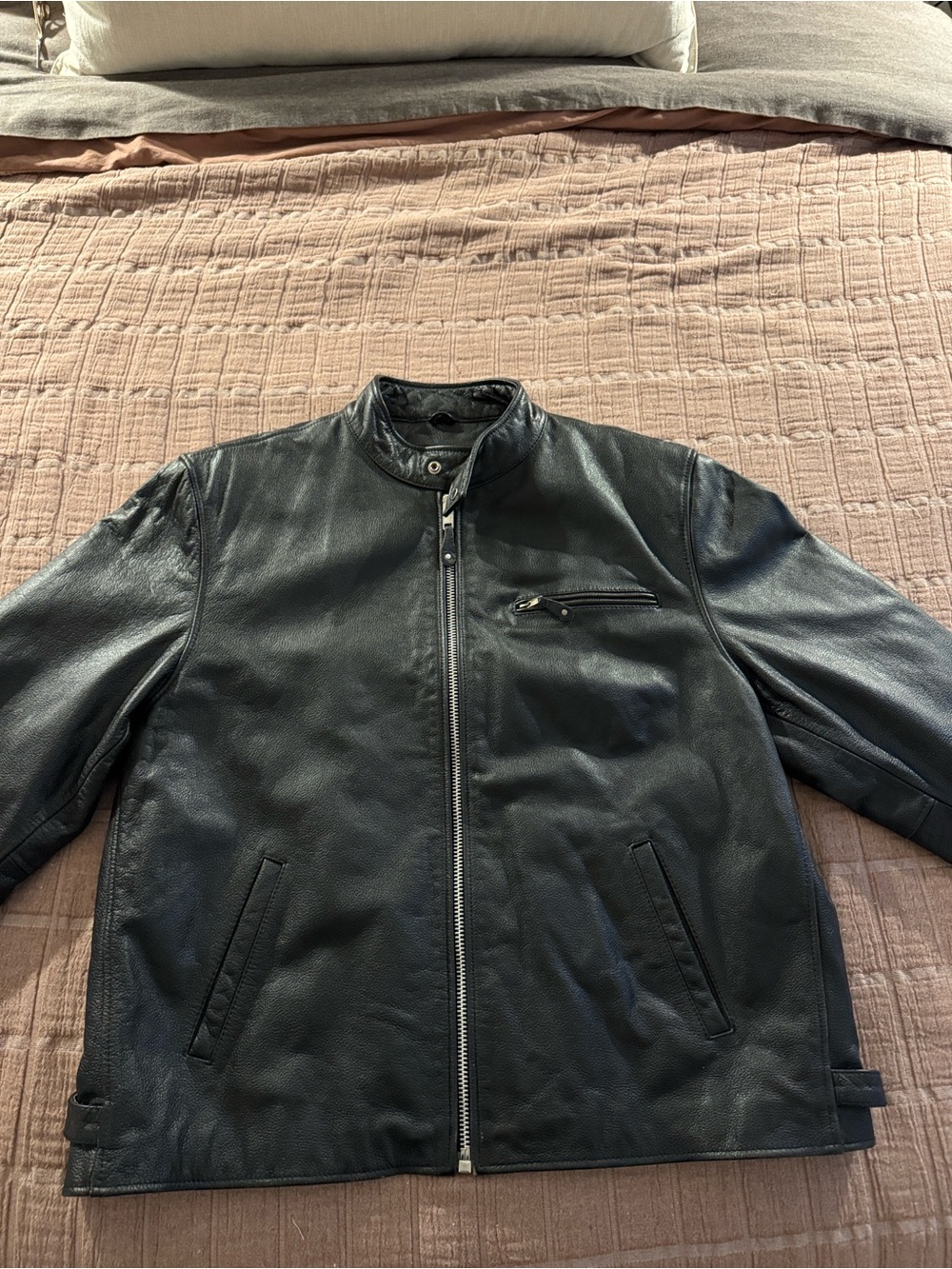 Men's Classic Black Leather Jacket